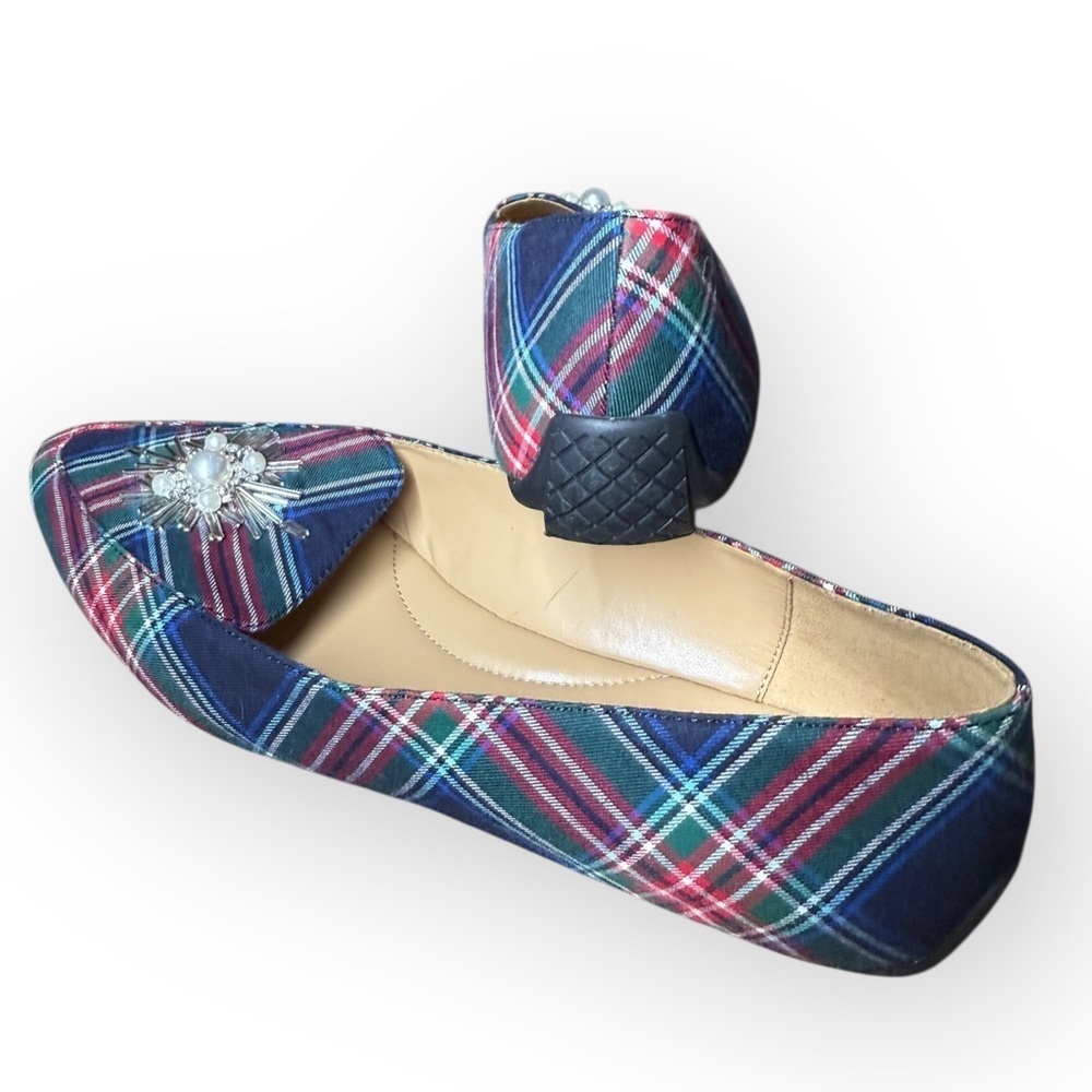 Talbots Women's Festive Plaid Christmas Flats Silver Red and Green Size 8 - Picture 6 of 6